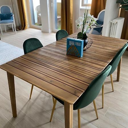 Grand Appartement Courbevoie Paris Bagian luar foto