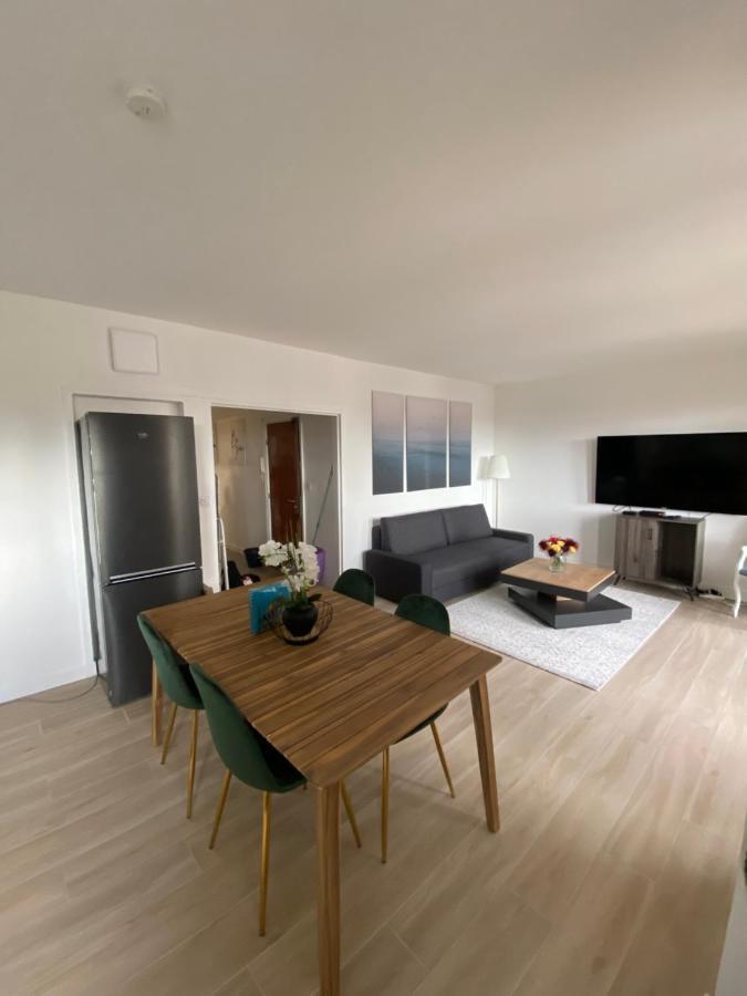 Grand Appartement Courbevoie Paris Bagian luar foto