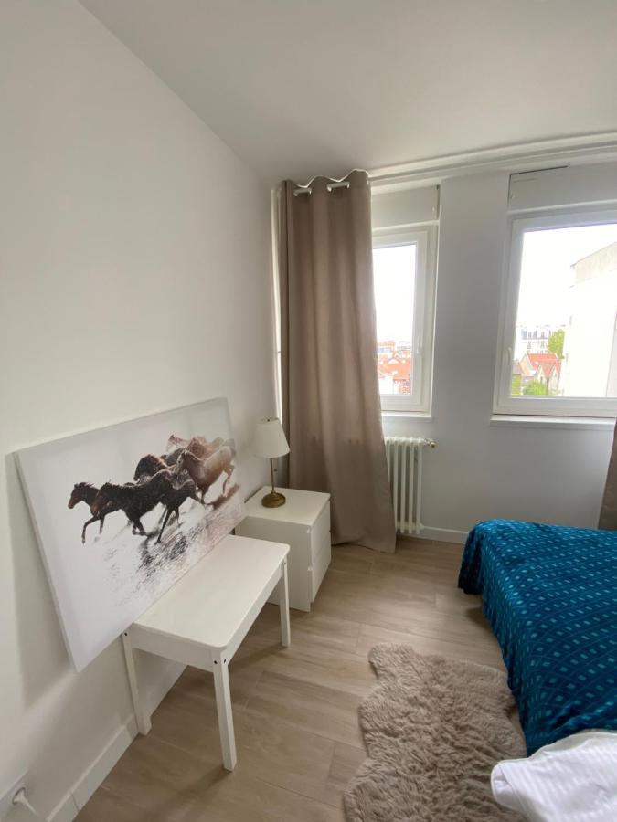 Grand Appartement Courbevoie Paris Bagian luar foto
