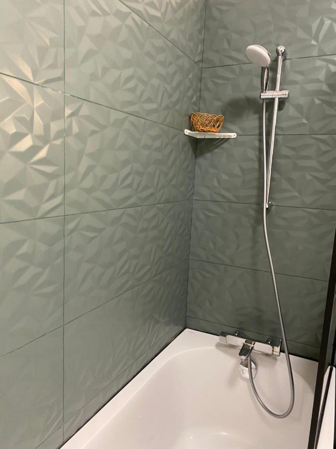 Grand Appartement Courbevoie Paris Bagian luar foto