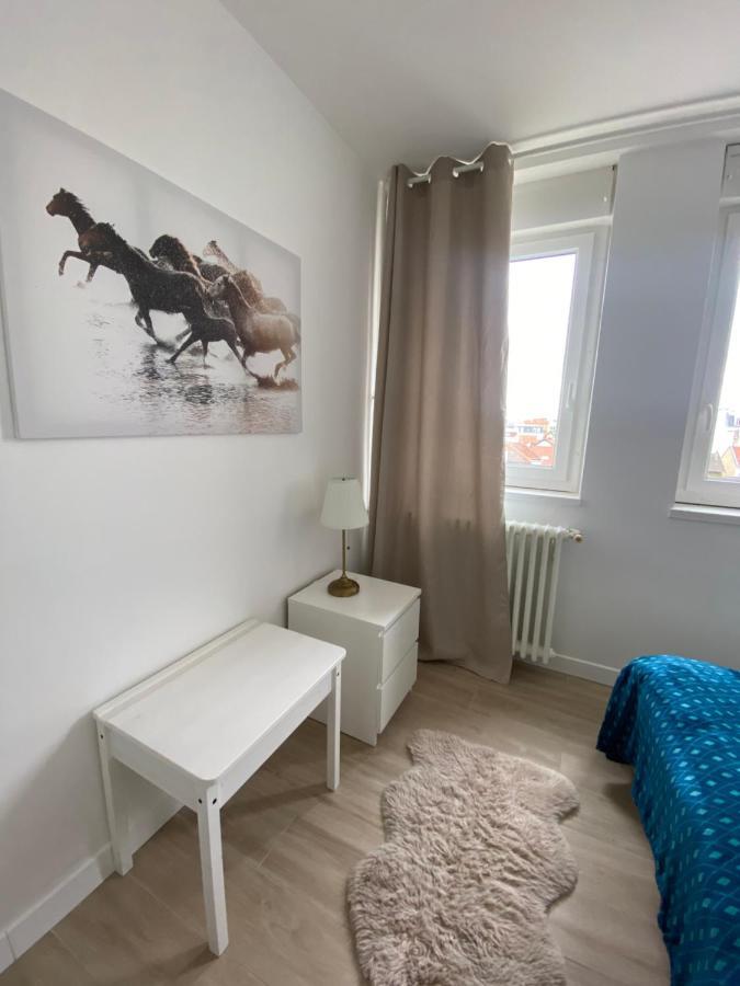 Grand Appartement Courbevoie Paris Bagian luar foto