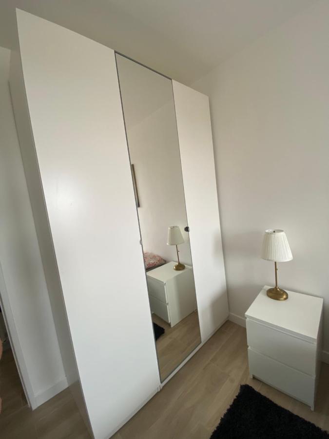 Grand Appartement Courbevoie Paris Bagian luar foto