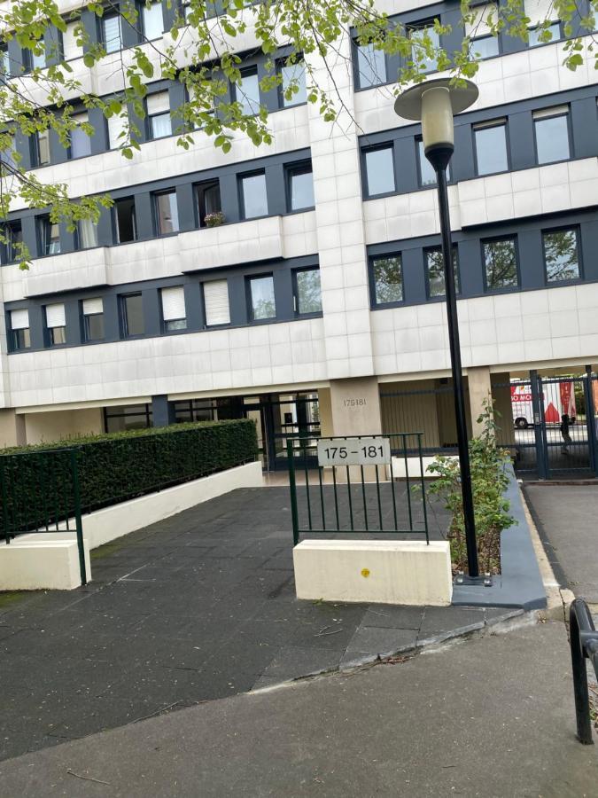 Grand Appartement Courbevoie Paris Bagian luar foto